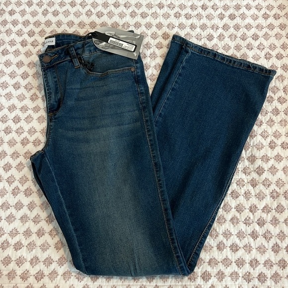 NWT Kendall & Kylie Kurvy Mid-rise Baby Boot Jean Size 11/12 Color Pasadena - Picture 6 of 15